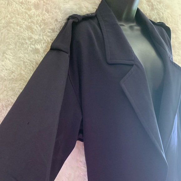 Ladies Vintage Anne Klein 100% Wool Trench Coat! - Picture 7 of 9